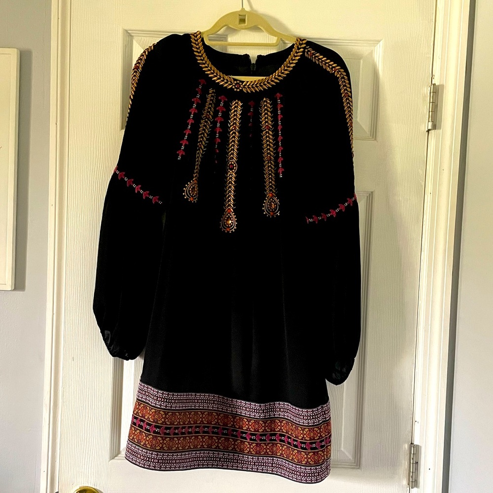Beautiful brand new condition black dress